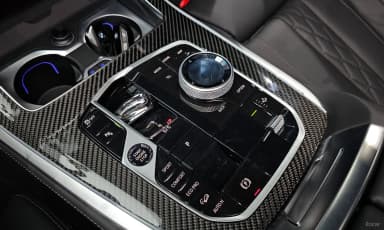 X7 (G07)