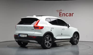 XC40
