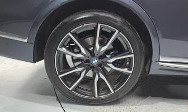 X7 (G07)