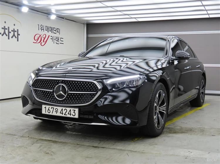 E-Class W214