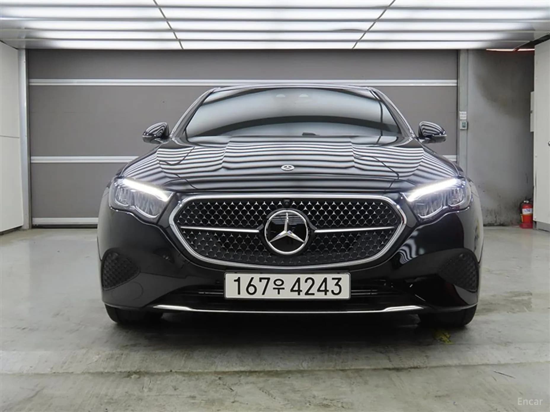 E-Class W214