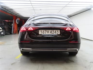 E-Class W214
