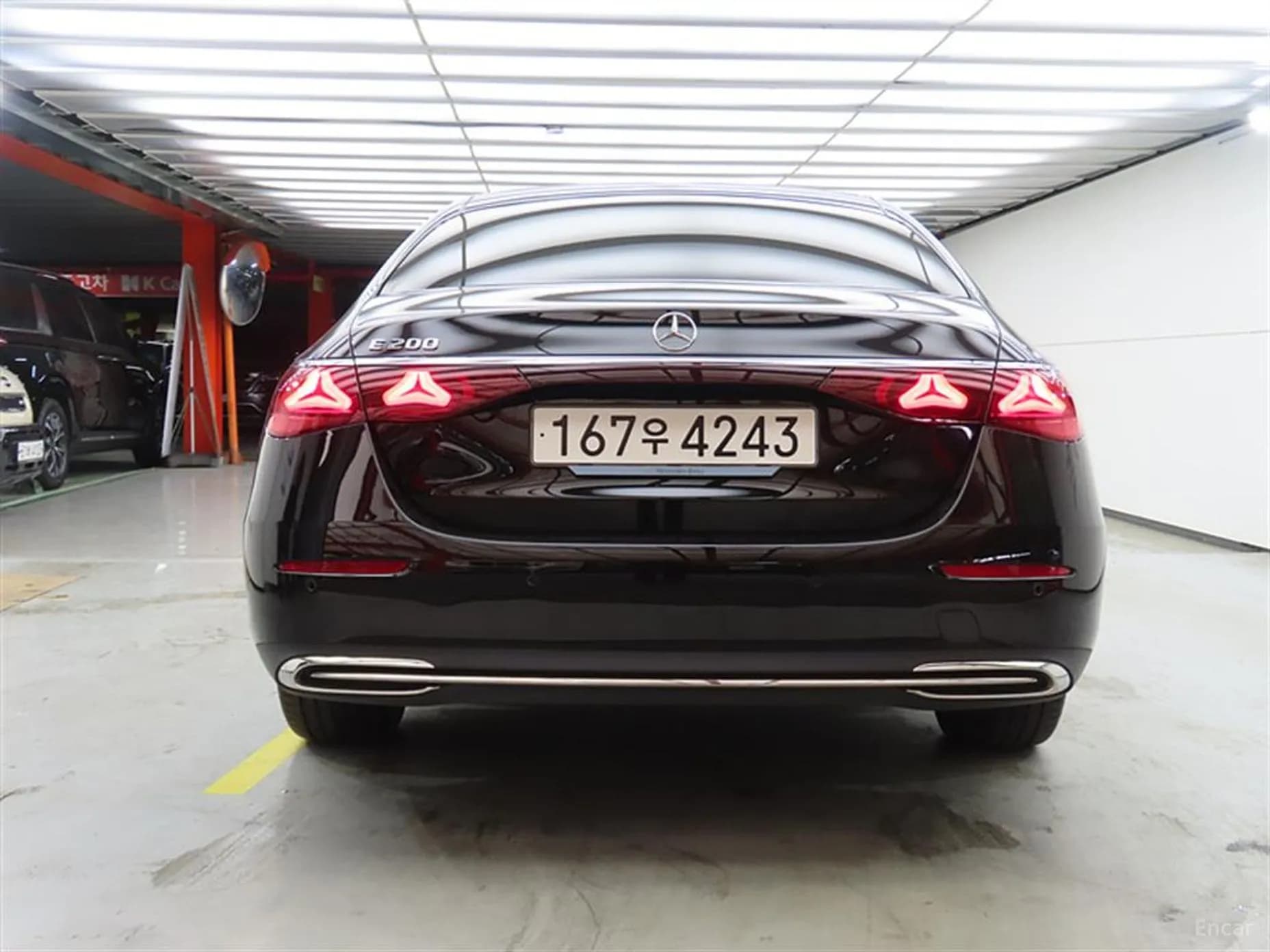 E-Class W214