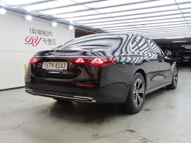 E-Class W214