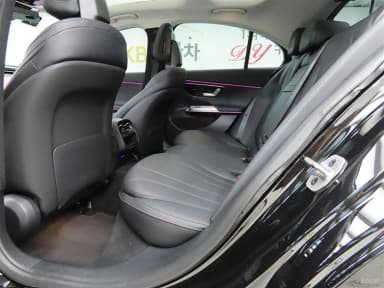 E-Class W214