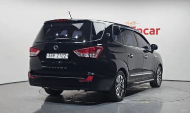 Korando Turismo