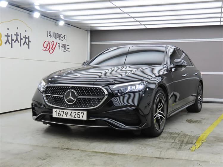E-Class W214