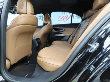 E-Class W214