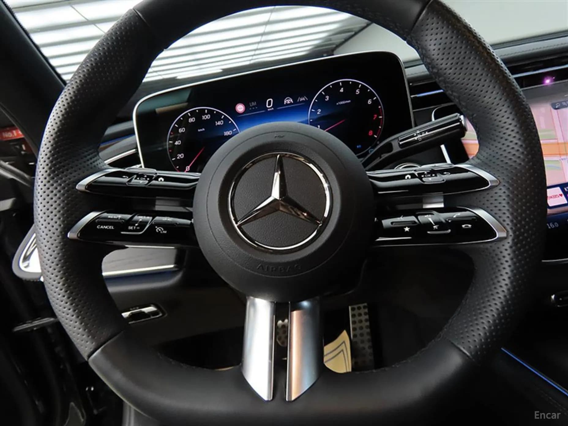 E-Class W214