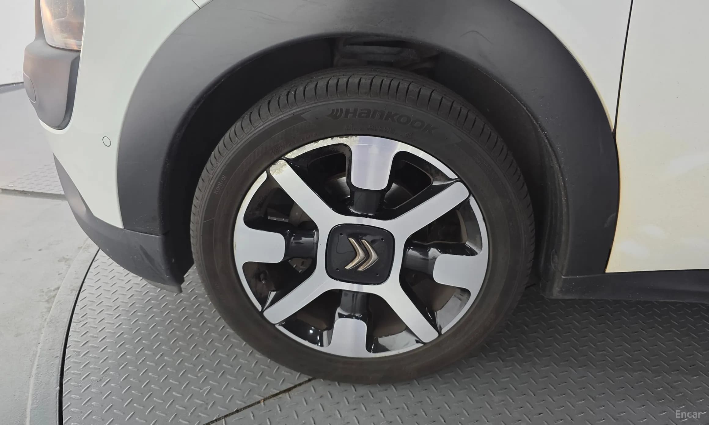 C4 Cocktooth