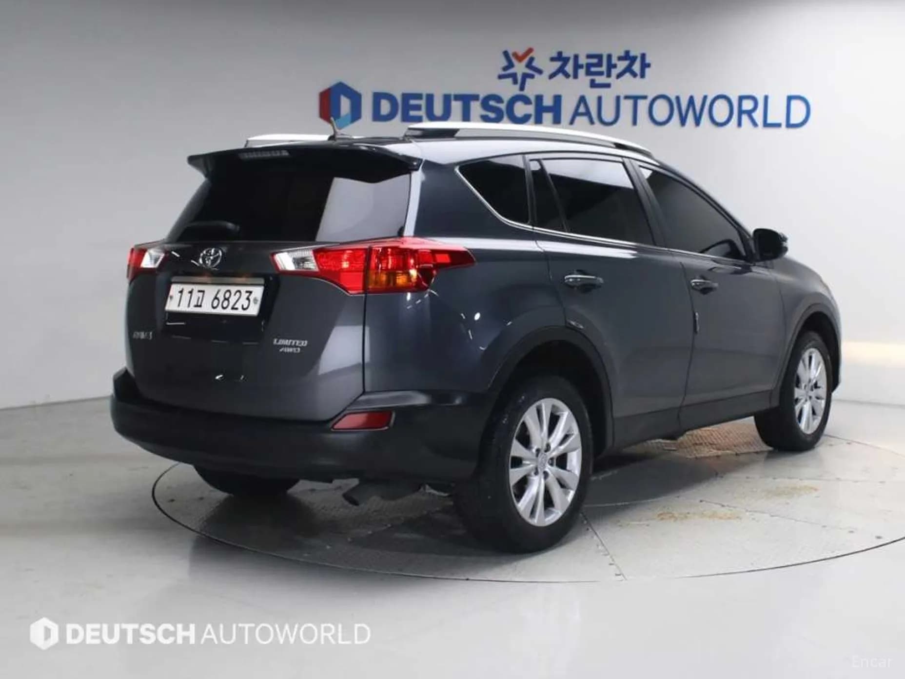 RAV4
