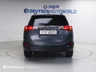 RAV4