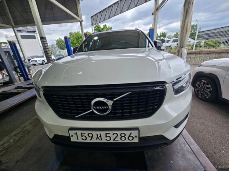 XC40