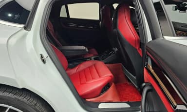Panamera (976)