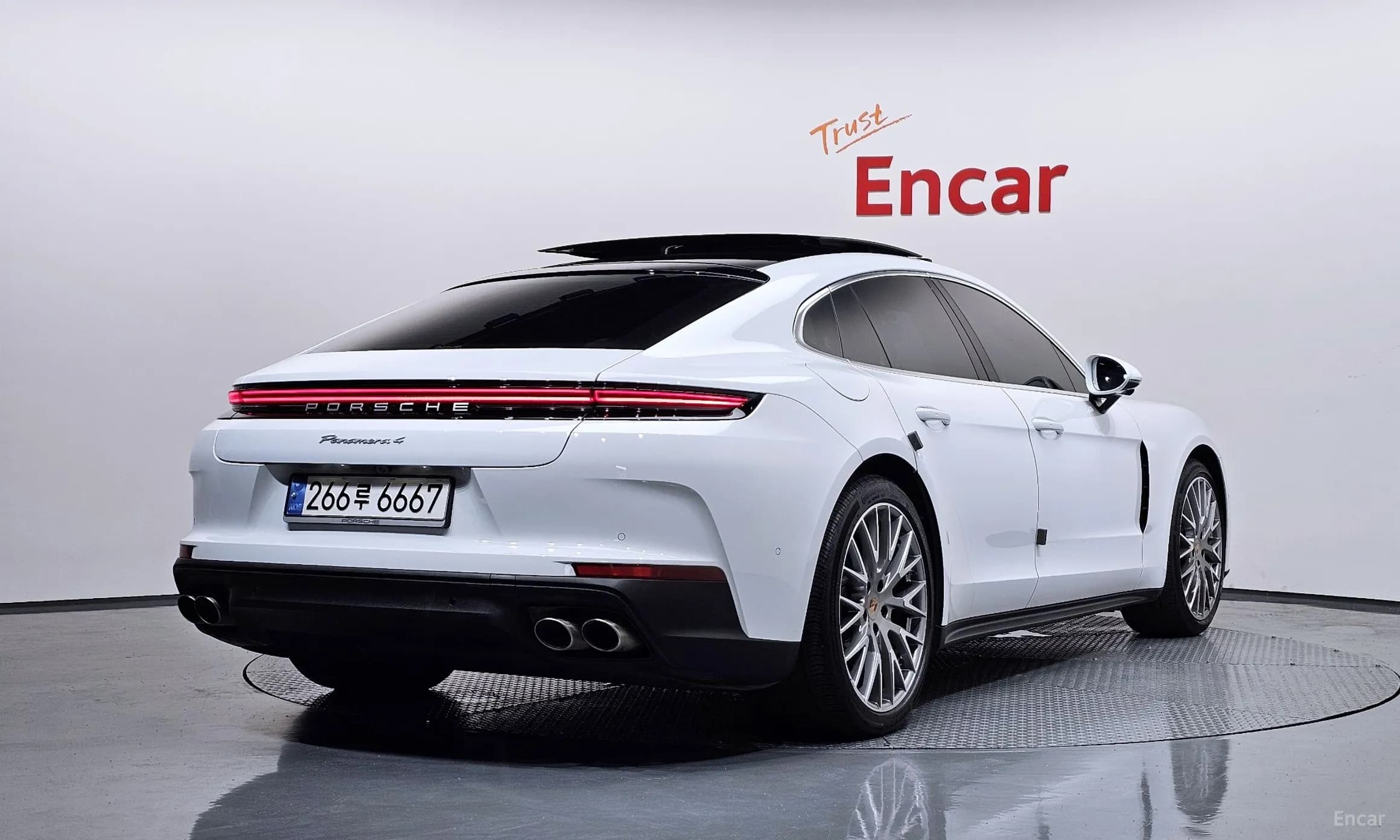 Panamera (976)