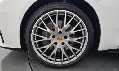 Panamera (976)