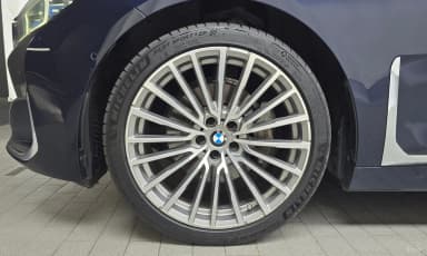 7 Series (G11)
