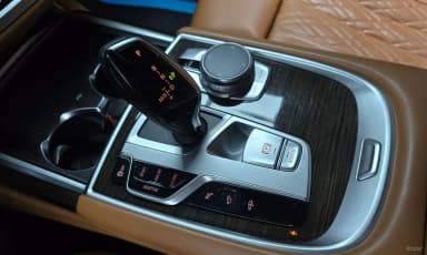 7 Series (G11)
