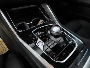 X6 (G06)