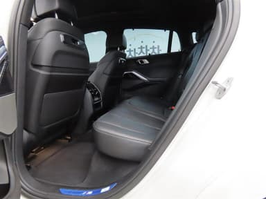 X6 (G06)