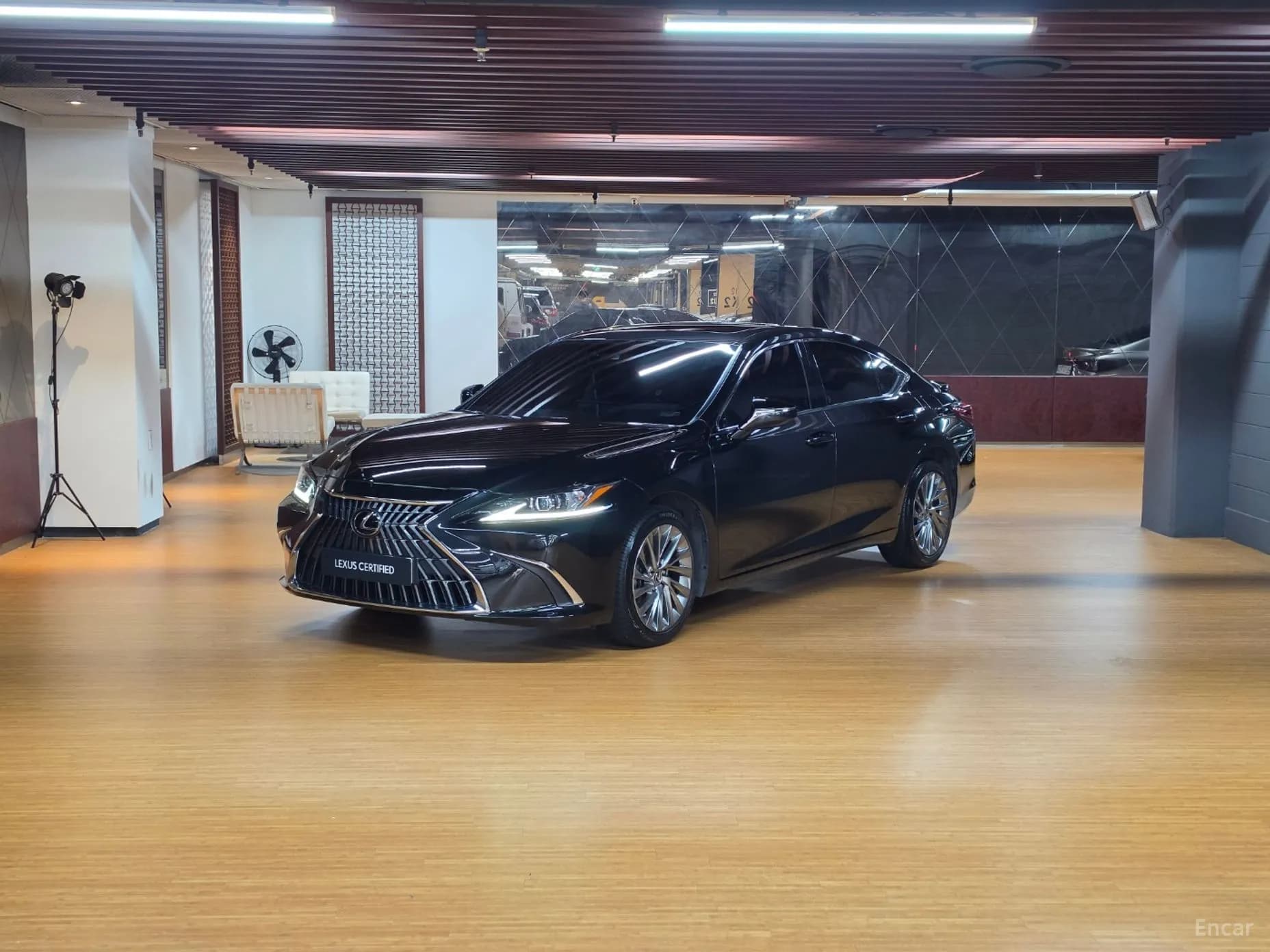 ES300h 7th Generation