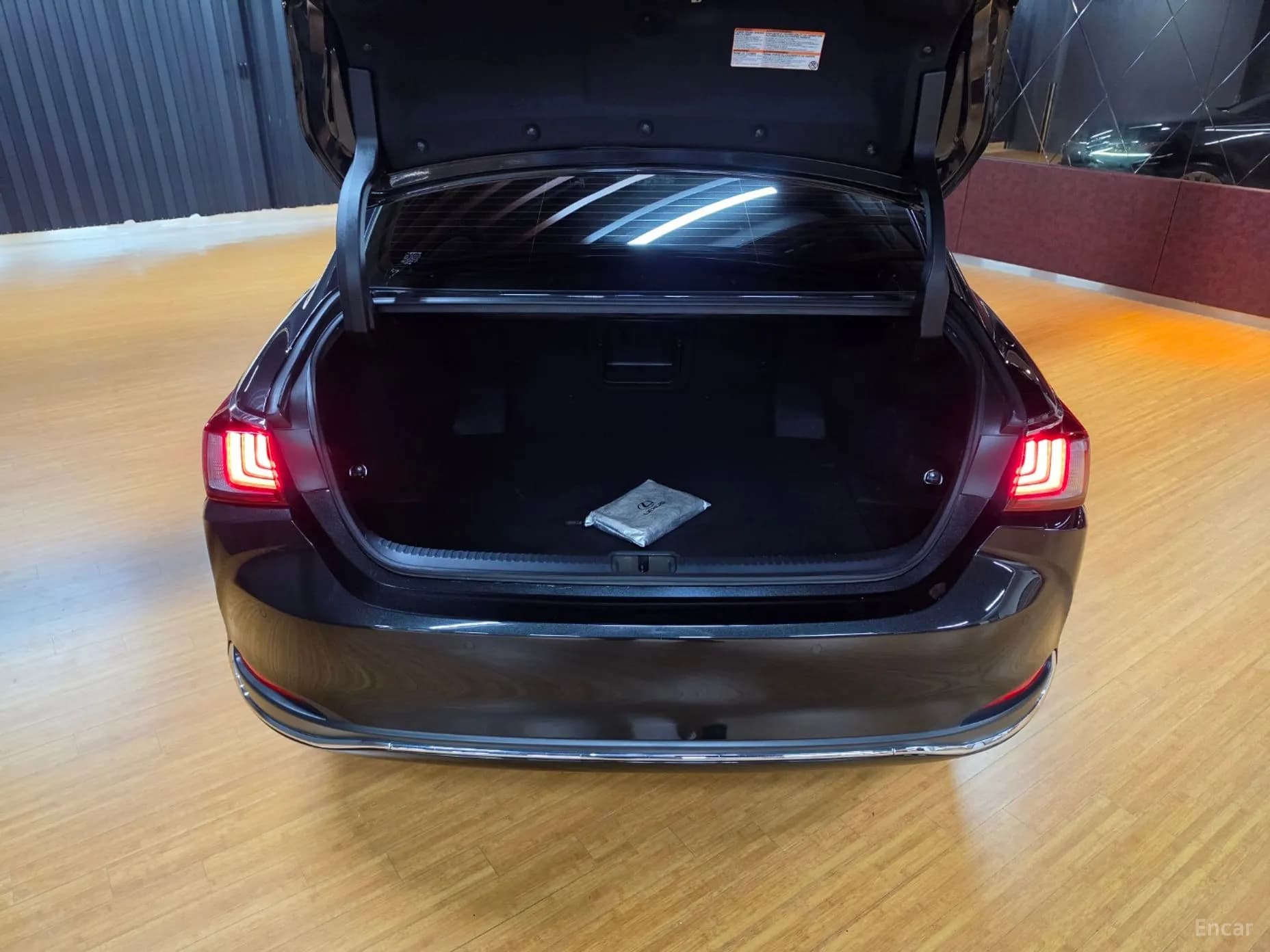 ES300h 7th Generation