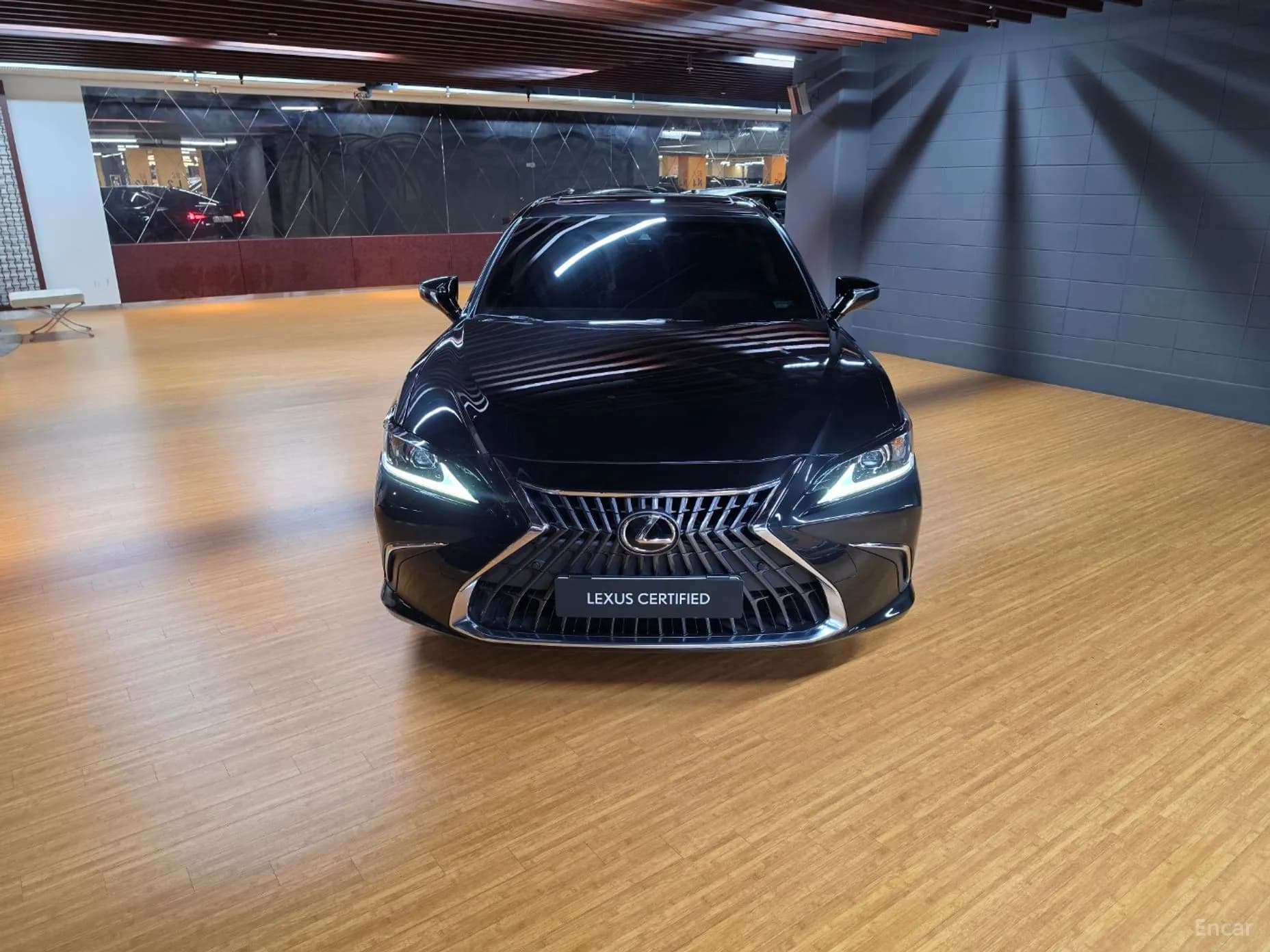 ES300h 7th Generation