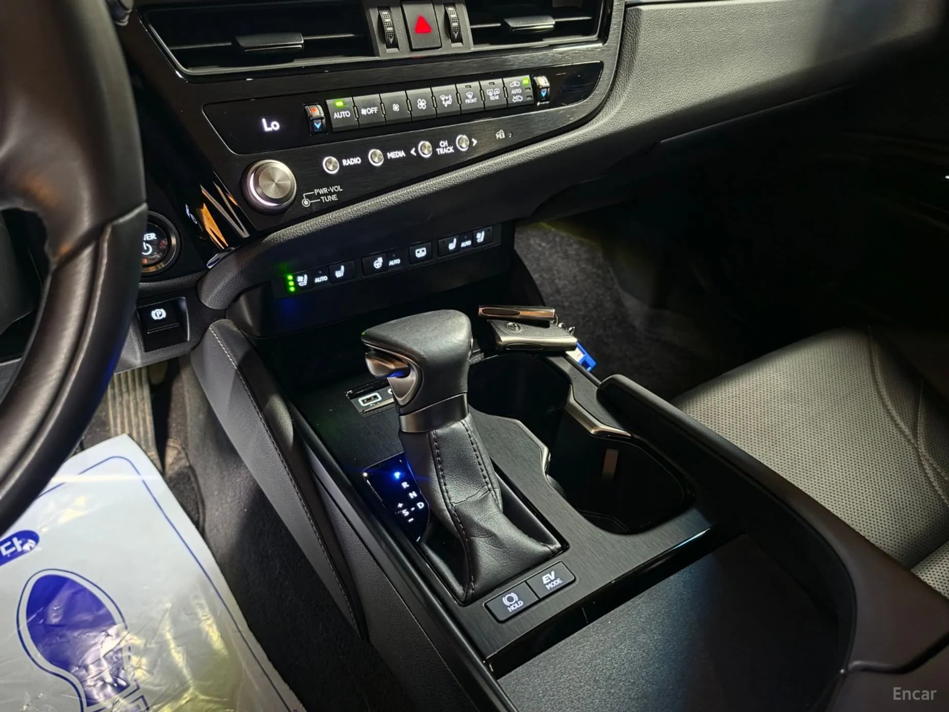 ES300h 7th Generation