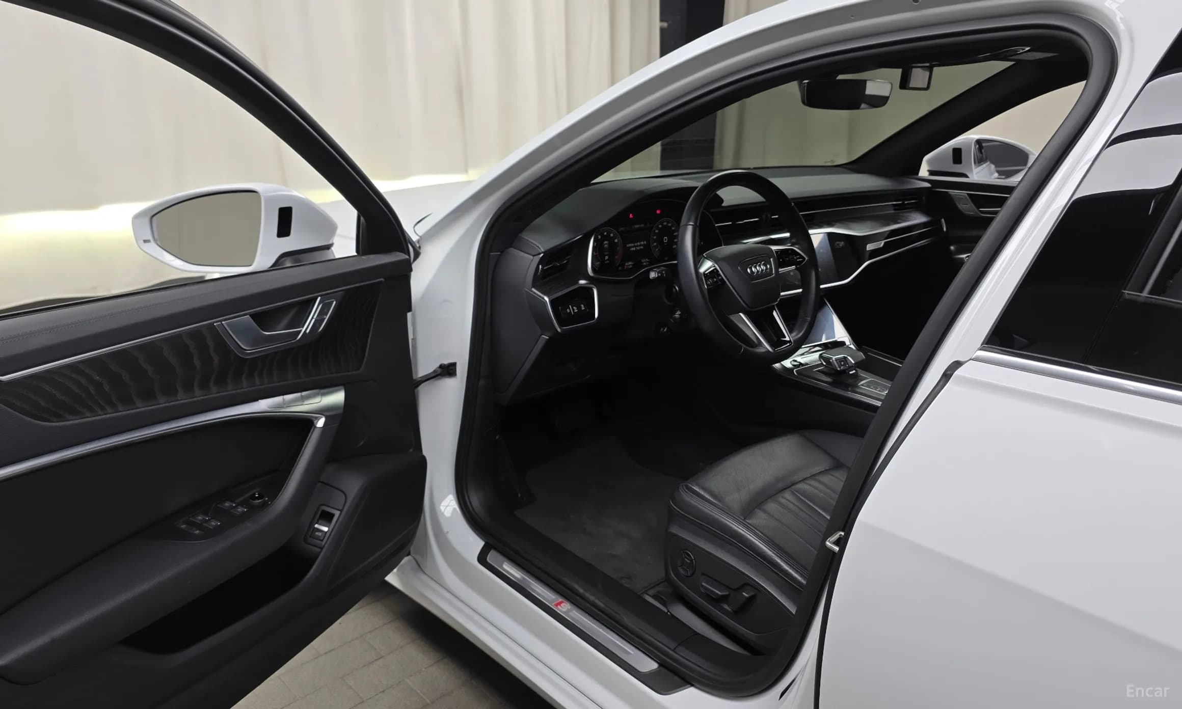 A6 (C8)