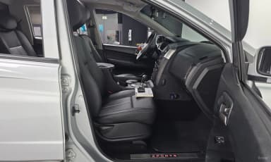 Korando Sports