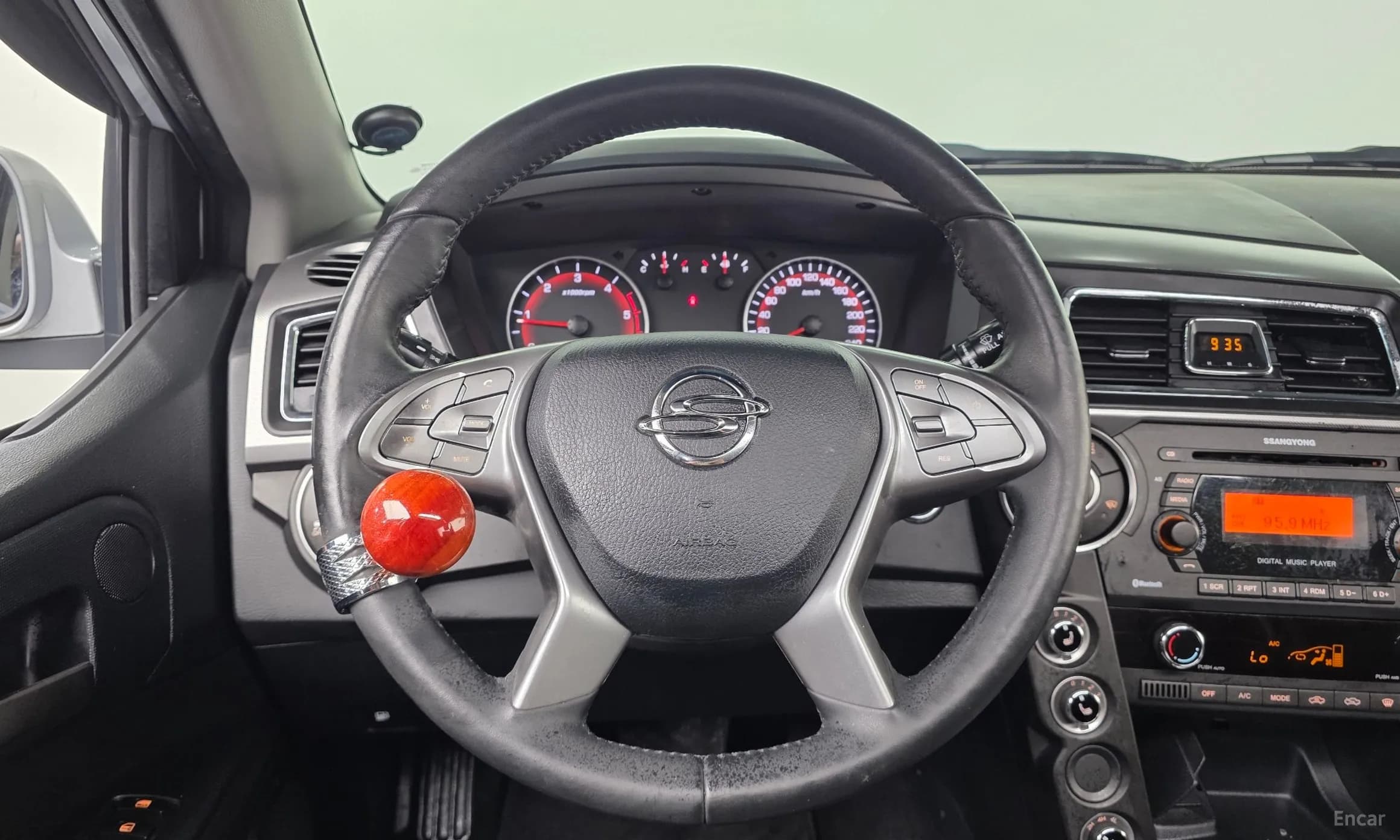 Korando Sports