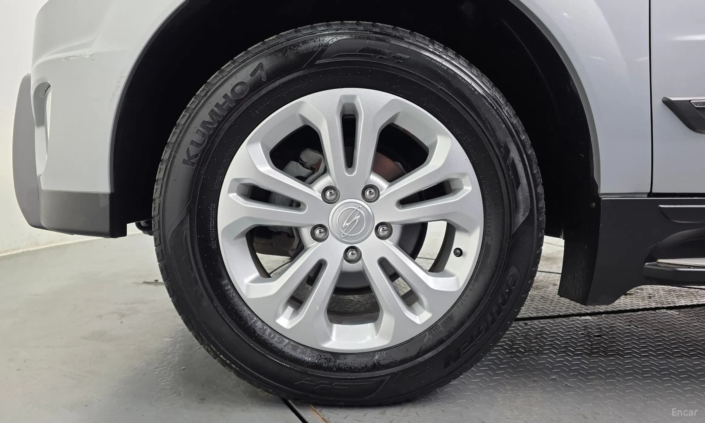 Korando Sports