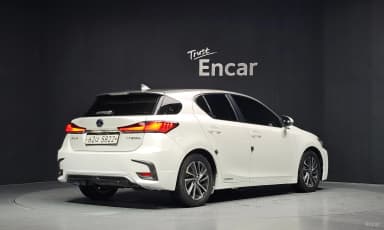 CT200h