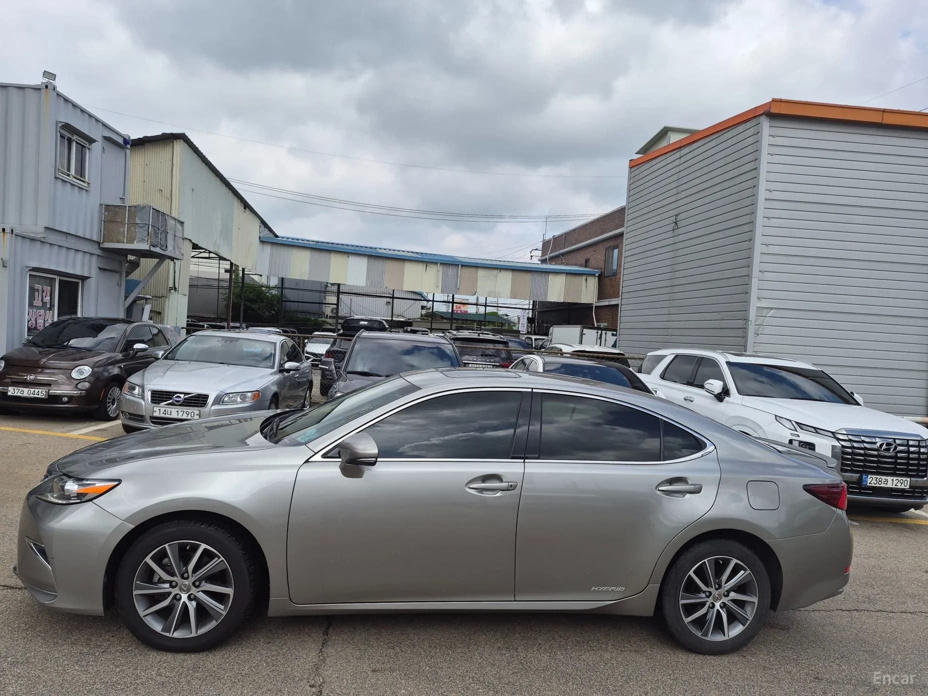 New ES300h