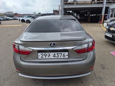New ES300h