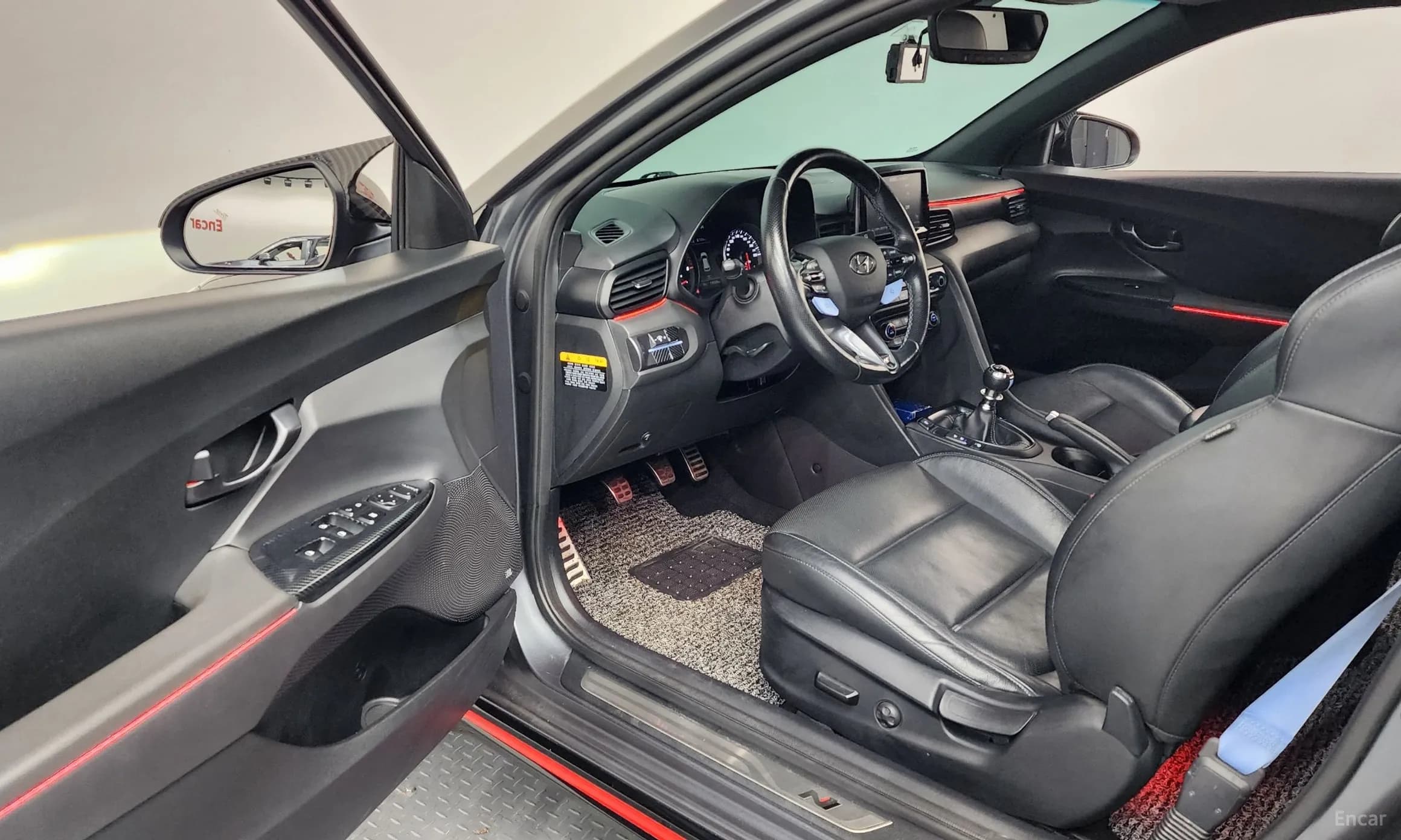 Veloster (JS)