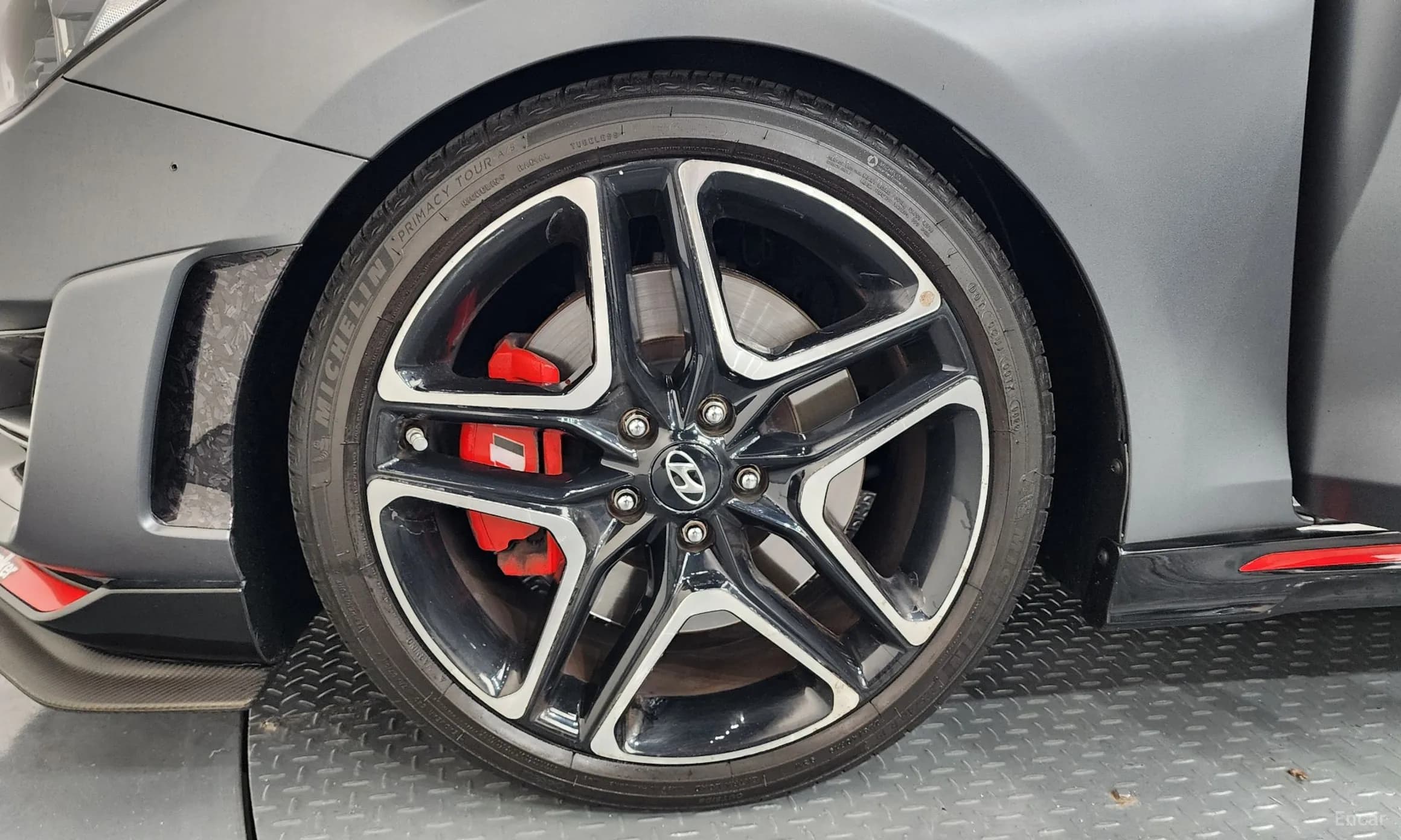 Veloster (JS)