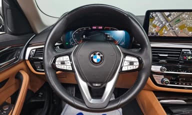 5 Series (G30)