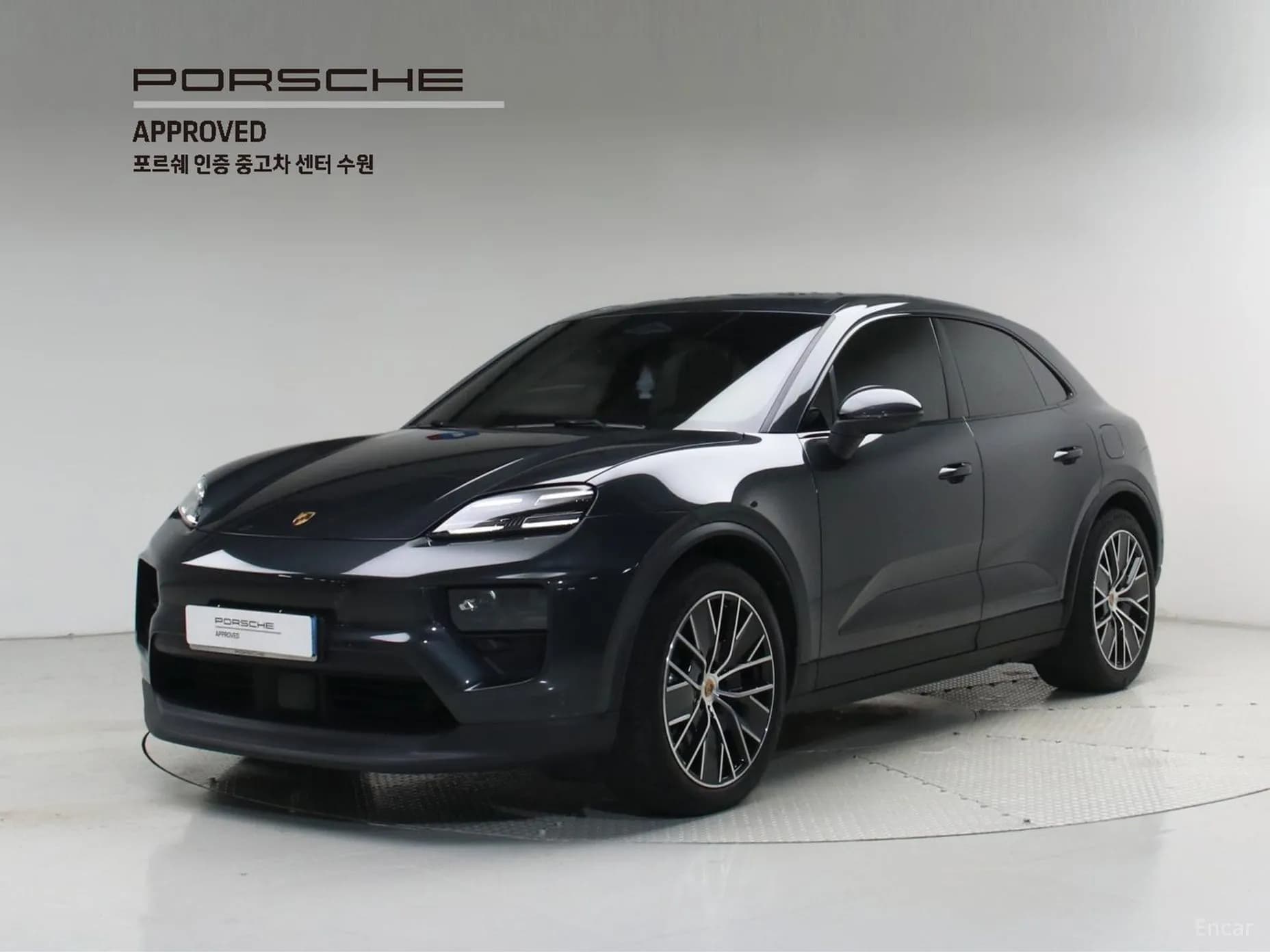 Macan EV