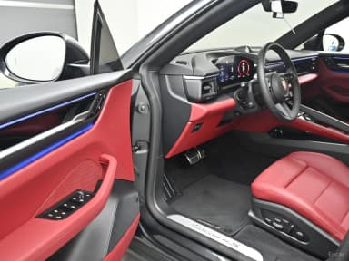 Macan EV