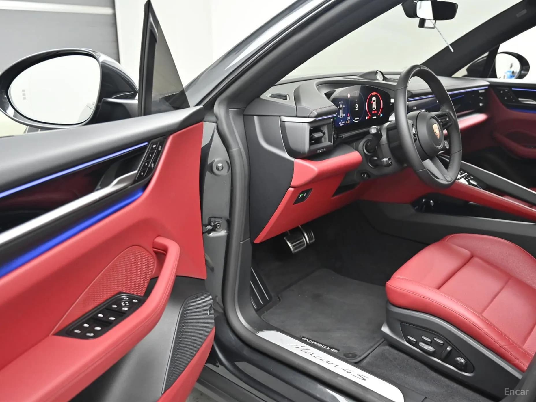 Macan EV