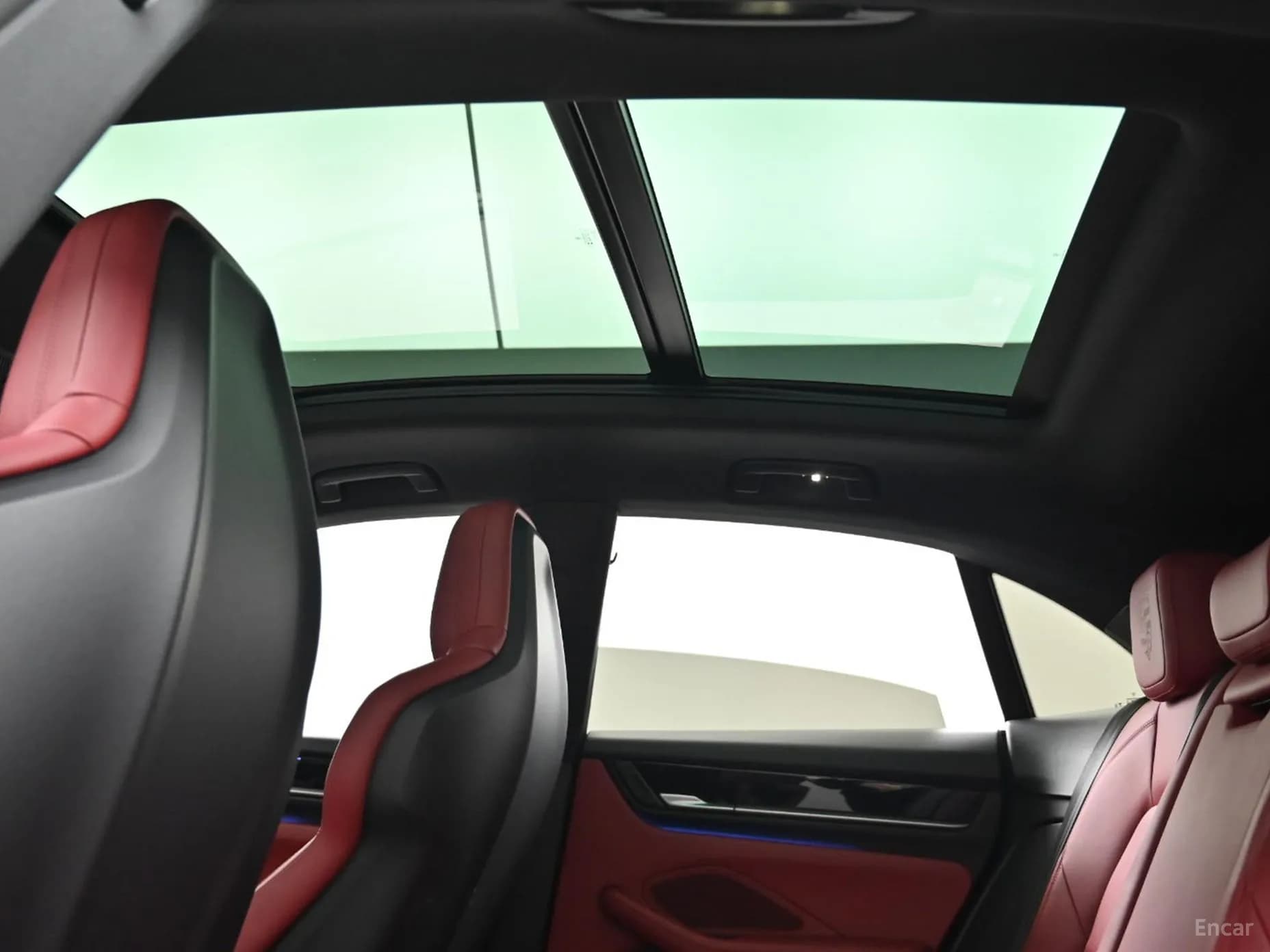 Macan EV