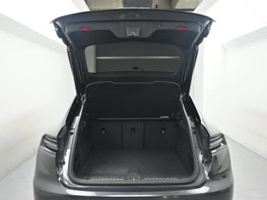 Macan EV