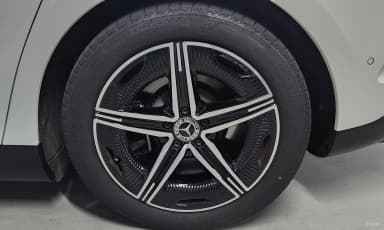 EQE V295