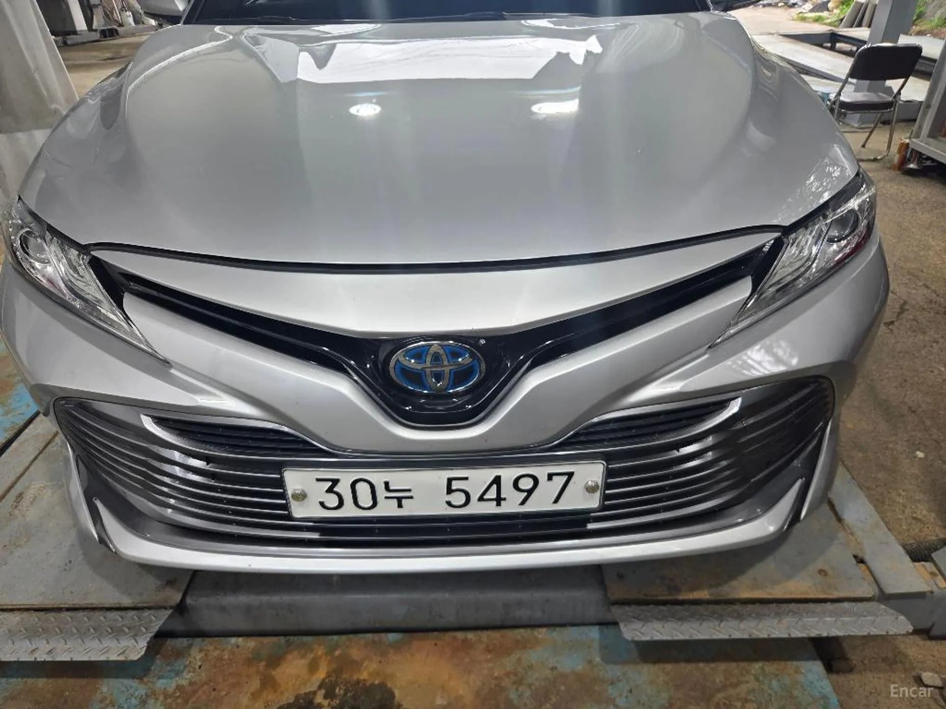 Camry (XV70)