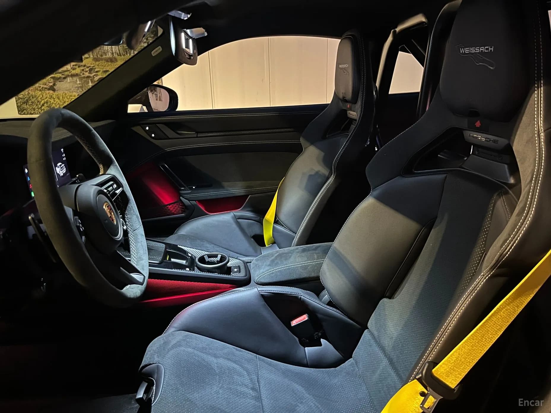 911 (992)