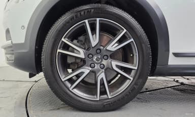 V90 Cross Country