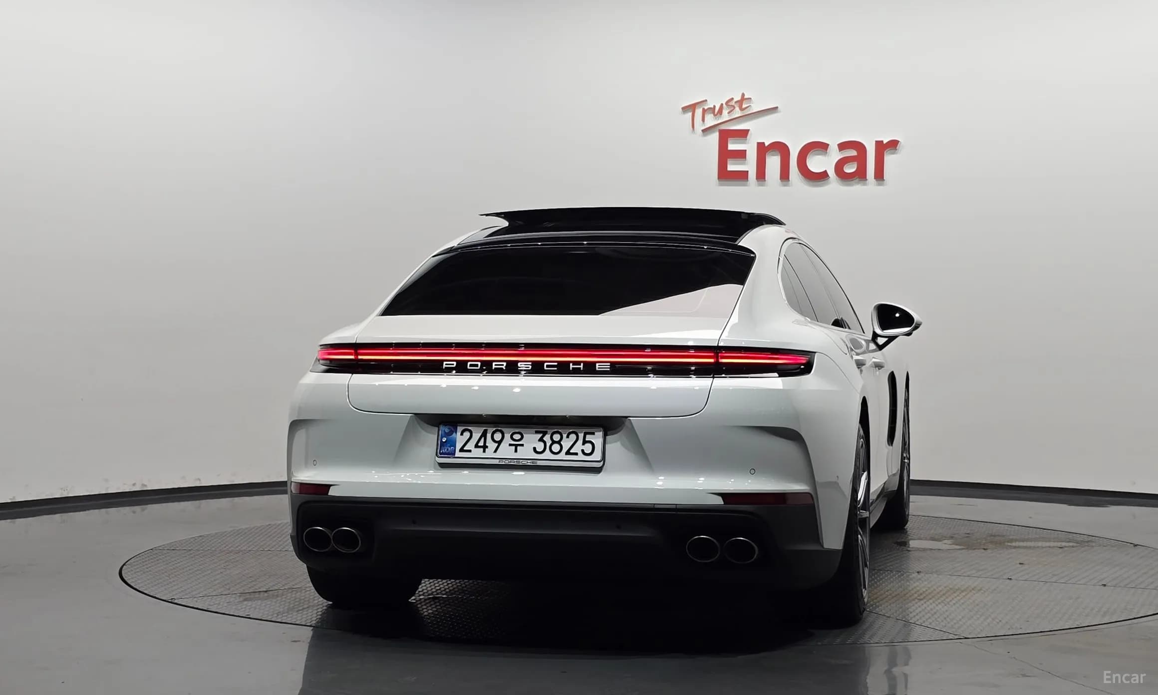 Panamera (976)