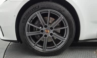 Panamera (976)
