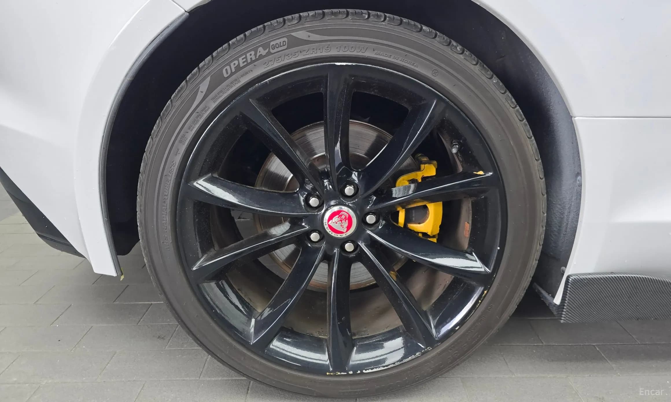 F-TYPE